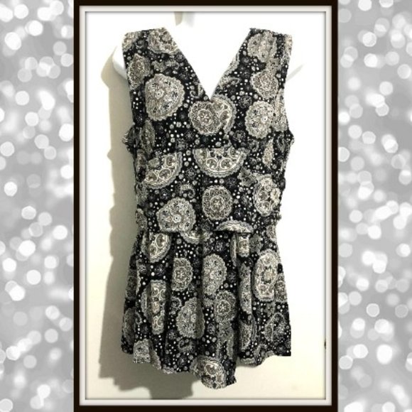 Ronni Nicole Tops - Ronni Nicole Multicolor Print Tunic Top Size 14